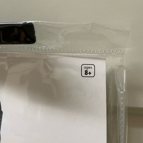 Fortnite Party Trooper glow in the dark costume - Picture 6 of 7